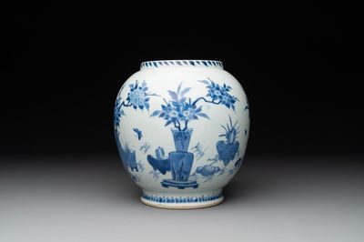 A fine Chinese blue and white 'antiquities' jar, Jiajing mark, Transitional period