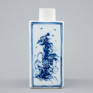 A fine Chinese blue and white landscape tea caddy, Kangxi — photo 3