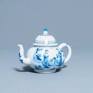 A fine Chinese blue and white 'Long Eliza' teapot and cover, Jiajing mark, Kangxi — photo 1