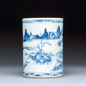 A fine Chinese blue and white 'Mountainous Riverscape' brush pot — photo 5