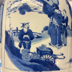 A fine Chinese blue and white rouleau vase, Kangxi — 照片 19