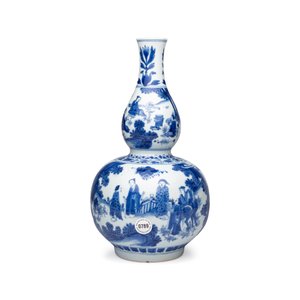 A fine Chinese blue and white ‘Scholars’ double-gourd vase — foto 1