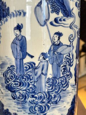 A fine Chinese blue and white sleeve vase with narrative design, Transitional period — photo 14