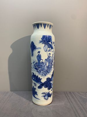 A fine Chinese blue and white sleeve vase with narrative design, Transitional period — photo 3