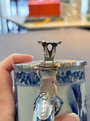 A fine Chinese blue and white tankard with Dutch silver cover, Transitional period — photo 11