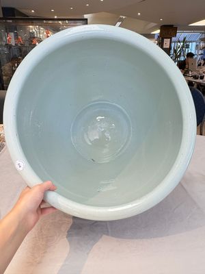 A fine Chinese blue, white and copper-red 'lotus scroll' fish bowl, Qianlong — photo 13