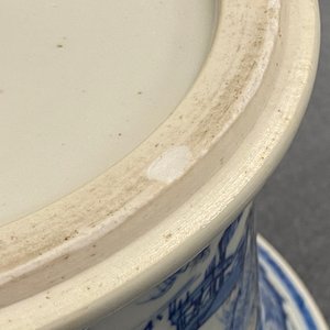 A fine Chinese blue, white and copper red 'Master of the Rocks' brush pot, Kangxi — photo 15