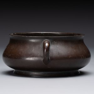 A fine Chinese bronze censer, Yu Tang Jing Wan 玉堂精玩 mark, 17/18th C. — photo 4