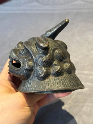A fine Chinese bronze luduan-form censer and cover, Ming — foto 7