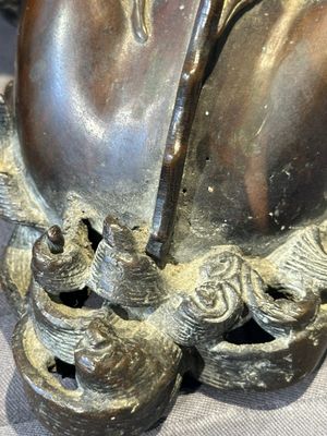 A fine Chinese bronze 'qilin' censer and cover, Ming — photo 18