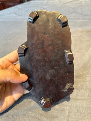 A fine Chinese cafe-au-lait glazed hare on wooden stand, Tian 天 mark, Qing — photo 17