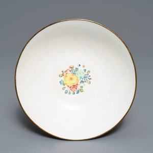 A fine Chinese Canton enamel landscape bowl, Yongzheng — photo 6