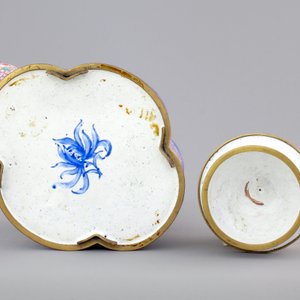 A fine Chinese Canton enamel teapot, Qianlong, 18th C. — foto 6