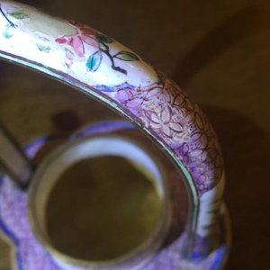 A fine Chinese Canton enamel teapot, Qianlong, 18th C. — foto 10