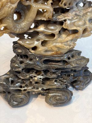 A fine Chinese carved soapstone 'Dragons among Clouds' group and a 'Phoenixes and Cranes' group, 20th C. — photo 24