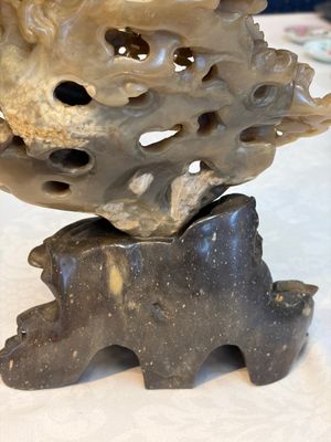 A fine Chinese carved soapstone 'Dragons among Clouds' group and a 'Phoenixes and Cranes' group, 20th C. — photo 31