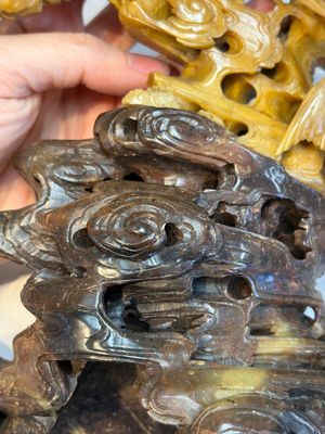 A fine Chinese carved soapstone 'Dragons among Clouds' group and a 'Phoenixes and Cranes' group, 20th C. — photo 6