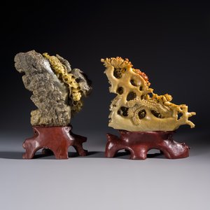 A fine Chinese carved soapstone 'Squirrels and Grapes' group and a 'Phoenixes among Peonies' group, 20th C. — photo 3