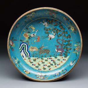 A fine Chinese cloisonné 'He Lu Tong Chun 鶴鹿同春' covered box — photo 11