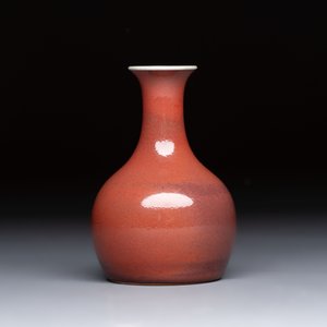 A fine Chinese copper-red-glazed vase, Yongzheng mark and of the period — 照片 2