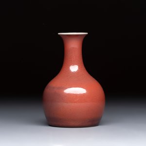 A fine Chinese copper-red-glazed vase, Yongzheng mark and of the period — 照片 4