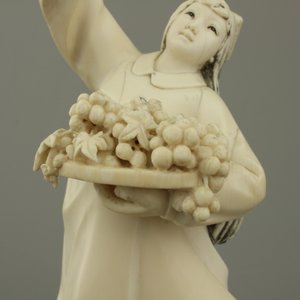 A fine Chinese Cultural Revolution carved ivory figure of a girl — photo 6