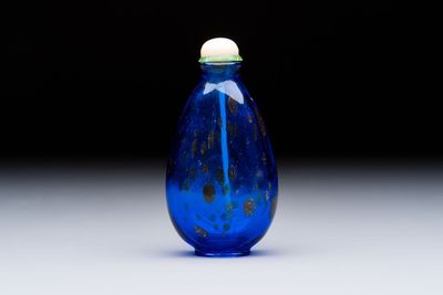 A fine Chinese dark blue and gold aventurine glass snuff bottle, probably from the imperial Beijing glass workshop, 18/19th C.
