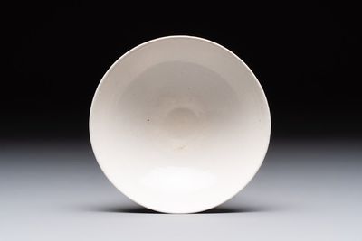 A fine Chinese 'ding' or ding-type tea bowl, Song/Jin