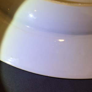 A fine Chinese English market armorial dish of Mertins impaling Peck, Yongzheng, 1723-1735 — 照片 3