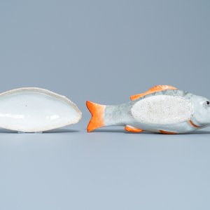 A fine Chinese export fish-shaped tureen and cover, Qianlong — 照片 7