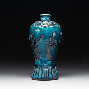 A fine Chinese Fahua 'meiping' vase with figural design, Ming — photo 3