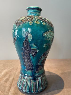 A fine Chinese Fahua 'meiping' vase with figural design, Ming — foto 4