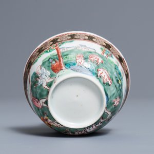 A fine Chinese famille rose 'apple pickers' cup and saucer, Yongzheng — 照片 9
