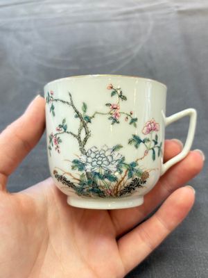 A fine Chinese famille rose cup and saucer with floral design, Daoguang mark, Republic — 照片 5