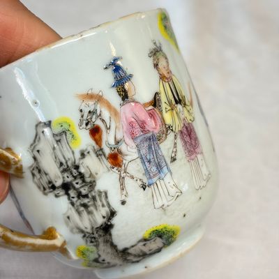 A fine Chinese famille rose cup and saucer with narrative design — photo 21