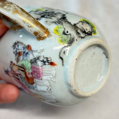A fine Chinese famille rose cup and saucer with narrative design — photo 23