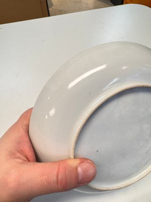 A fine Chinese famille rose eggshell plate with a lady and playing boys, Yongzheng — photo 10