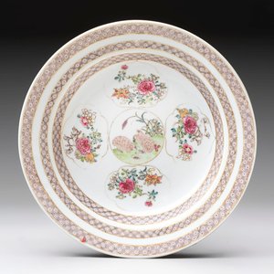 A fine Chinese famille rose eggshell porcelain 'quails' plate, Yongzheng — 照片 1