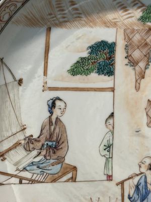A fine Chinese famille rose eggshell porcelain 'The cowherd and the weaver girl' plate, Yongzheng — 照片 2