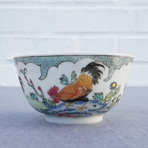 A fine Chinese famille rose eggshell 'rooster' cup and saucer, Yongzheng — photo 14