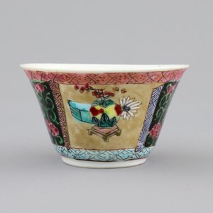 A fine Chinese famille rose export porcelain cup and saucer, Yongzheng-Qianlong, 18th C. — 照片 6