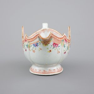 Een Chinese export porseleinen famille rose sauskom, Qianlong, 18e eeuw — foto 5