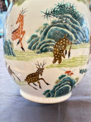 A fine Chinese famille rose 'hu' 'deer and monkey' vase, 19th C. — photo 12