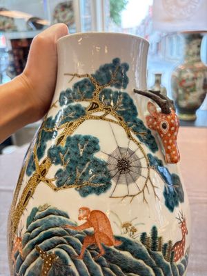 A fine Chinese famille rose 'hu' 'deer and monkey' vase, 19th C. — photo 16