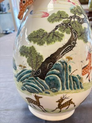 A fine Chinese famille rose 'hu' 'deer and monkey' vase, 19th C. — photo 8