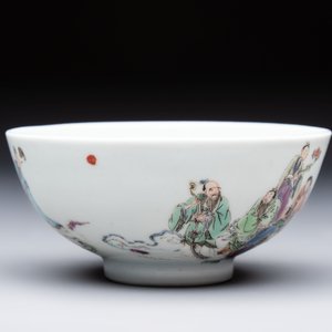 A fine Chinese famille rose 'immortals' cup, Yongzheng mark and of the period — 照片 4