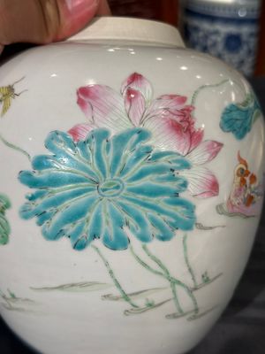 A fine Chinese famille rose 'mandarin duck and lotus' ginger jar, Yongzheng — photo 8