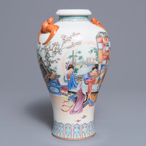 A fine Chinese famille rose meiping vase with bat handles, seal mark, Republic, 20th C. — photo 7