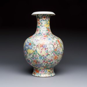 A fine Chinese famille rose 'Millefleurs' vase, Qianlong mark, Republic — photo 3