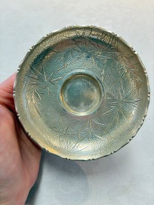 A fine Chinese famille rose 'Mountainous Landscape' cup on a silver stand, signed Zhang Zhitang 張志湯, dated 1942 — photo 7